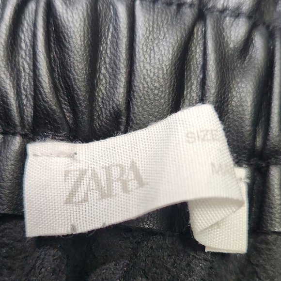 Zara Kids Black Faux Leather Shorts - Picture 2 of 8